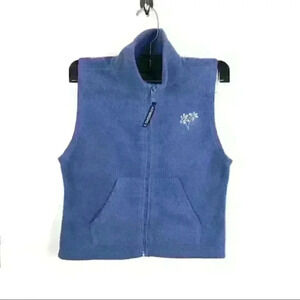 Rue 21 performance girls sweater vest size medium